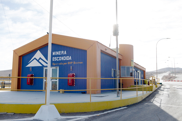 Lunes clave para la negociación de Minera Escondida: las intensas tratativas entre trabajadores y empresa durante el fin de semana