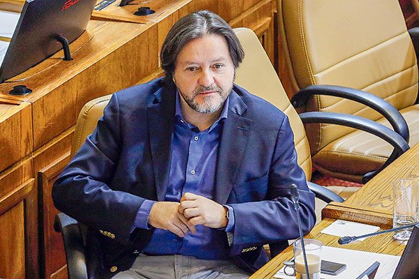 El diputado Tucapel Jiménez está impulsando el proyecto.