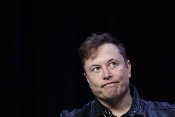 <p>Escasez de chips: Musk culpa a fabricantes por caída en entregas</p>