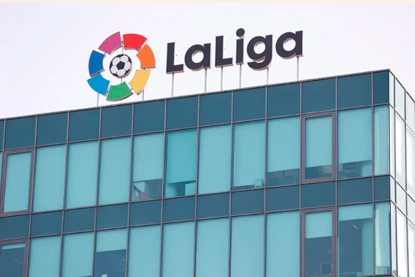 Luz verde al acuerdo entre CVC y LaLiga... pero sin Real Madrid ni Barcelona
