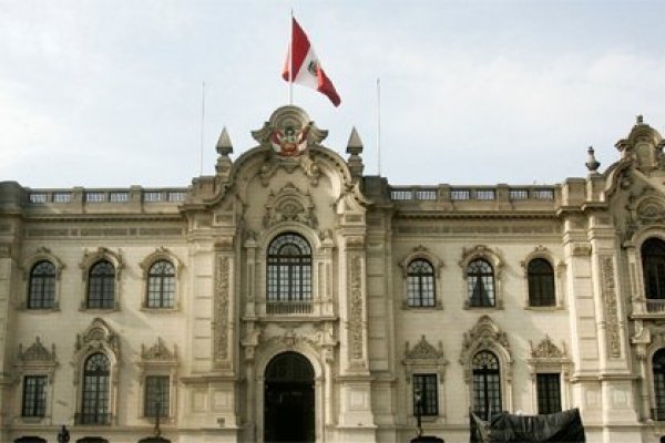 Perú eleva tasa de interés por primera vez en cinco años a medida que se acelera la inflación
