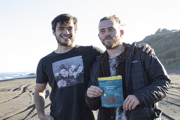 Comunidades, algas y mar: la fórmula emprendedora de Ignacio Cueto y el chef Marcos Baeza