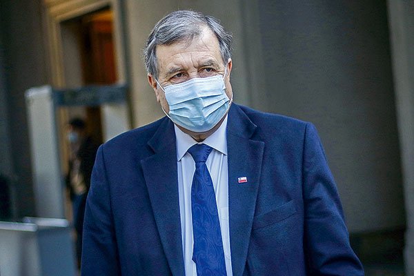 Gobierno arremete contra empresas que ofrecen subsidios estatales como parte del salario