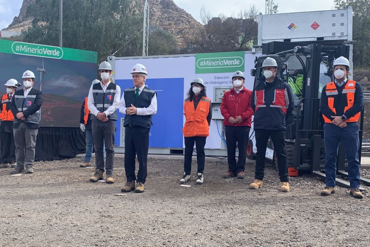 <p>Ahora en DF| Presidente Piñera asiste a producción de primera molécula de hidrógeno verde en Chile</p>