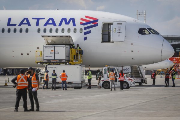<p>Ahora en DF | Congreso de Brasil analiza posible compra de Latam por parte de su rival local Azul</p>