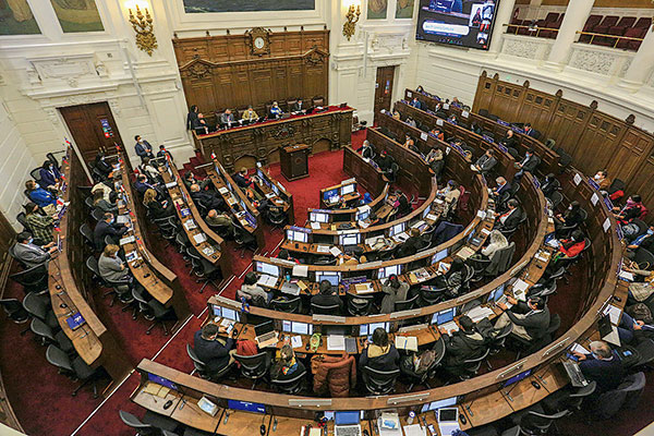 Convención: comisión de Reglamento recibe 450 indicaciones