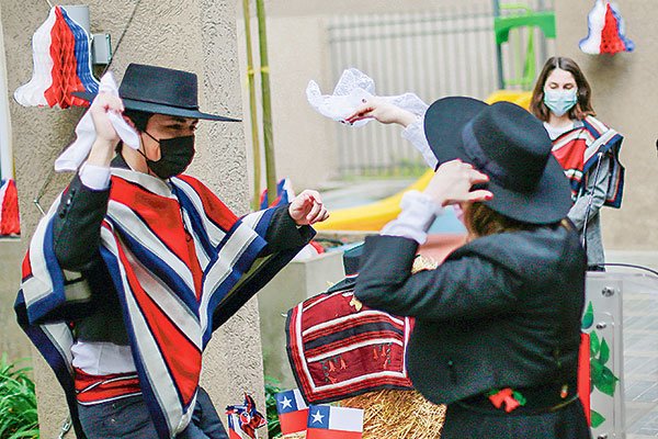 Fiestas Patrias: trabajadores que recibirán aguinaldos suben levemente, pero aún están lejos de los niveles previos a la pandemia