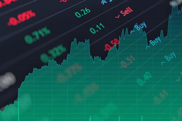 Ahorro e inversiones: cuáles son las mejores industrias y sectores para lo que queda de año
