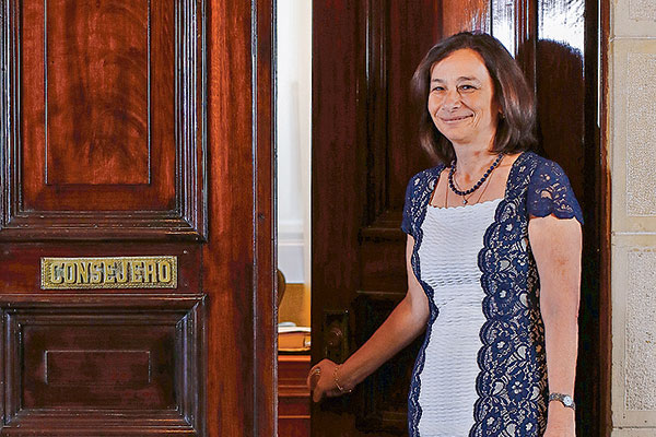 Rosanna Costa entra en tierra derecha para convertirse en la primera mujer en presidir el Banco Central