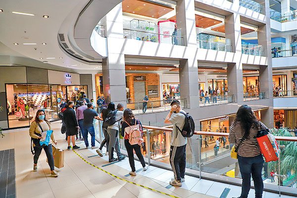 Retail aplaude veto del gobierno a ley que prohíbe descuentos con medios de pagos