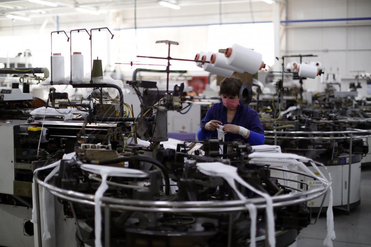 <p>La industria creció menos de lo esperado, pero el comercio continuó de fiesta durante julio</p>
