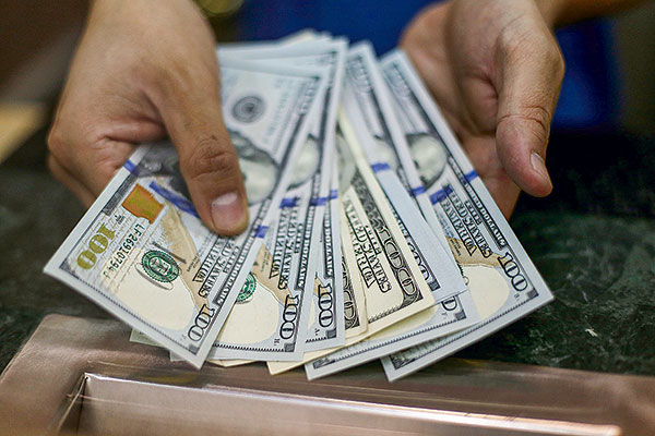 Dólar cerró en Chile con el tercer mayor aumento del año de la mano del cobre