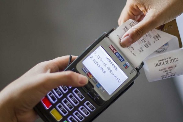 Negociación entre Transbank y su sindicato no prospera y a medianoche comienza la huelga