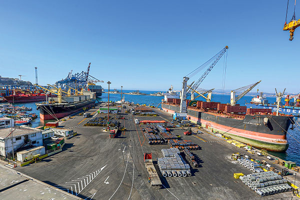 El diálogo que busca destrabar la ampliación del Puerto de Valparaíso