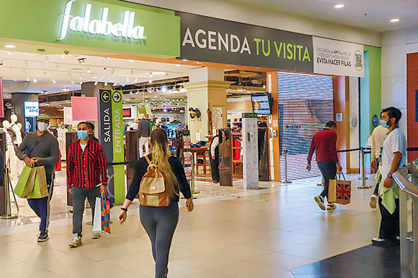 ¿Cuánto podrían subir las acciones del retail de aprobarse un nuevo retiro de fondos desde las AFP?