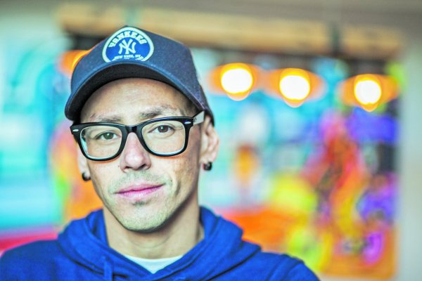 Alberto Abarza: "Yo quería que nuestro himno se cantara en Tokio. Y lo hice a todo pulmón"