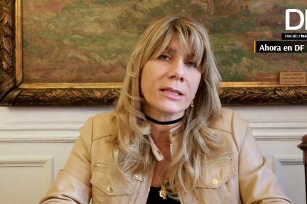 <p>Ahora en DF | Ximena Rincón y presupuesto 2022: "Las personas tienen que estar en el eje de las decisiones"</p>