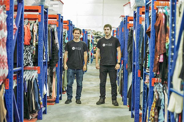 Vestuá, la startup de ropa usada por la que apuestan Komax y el Grupo Prisma