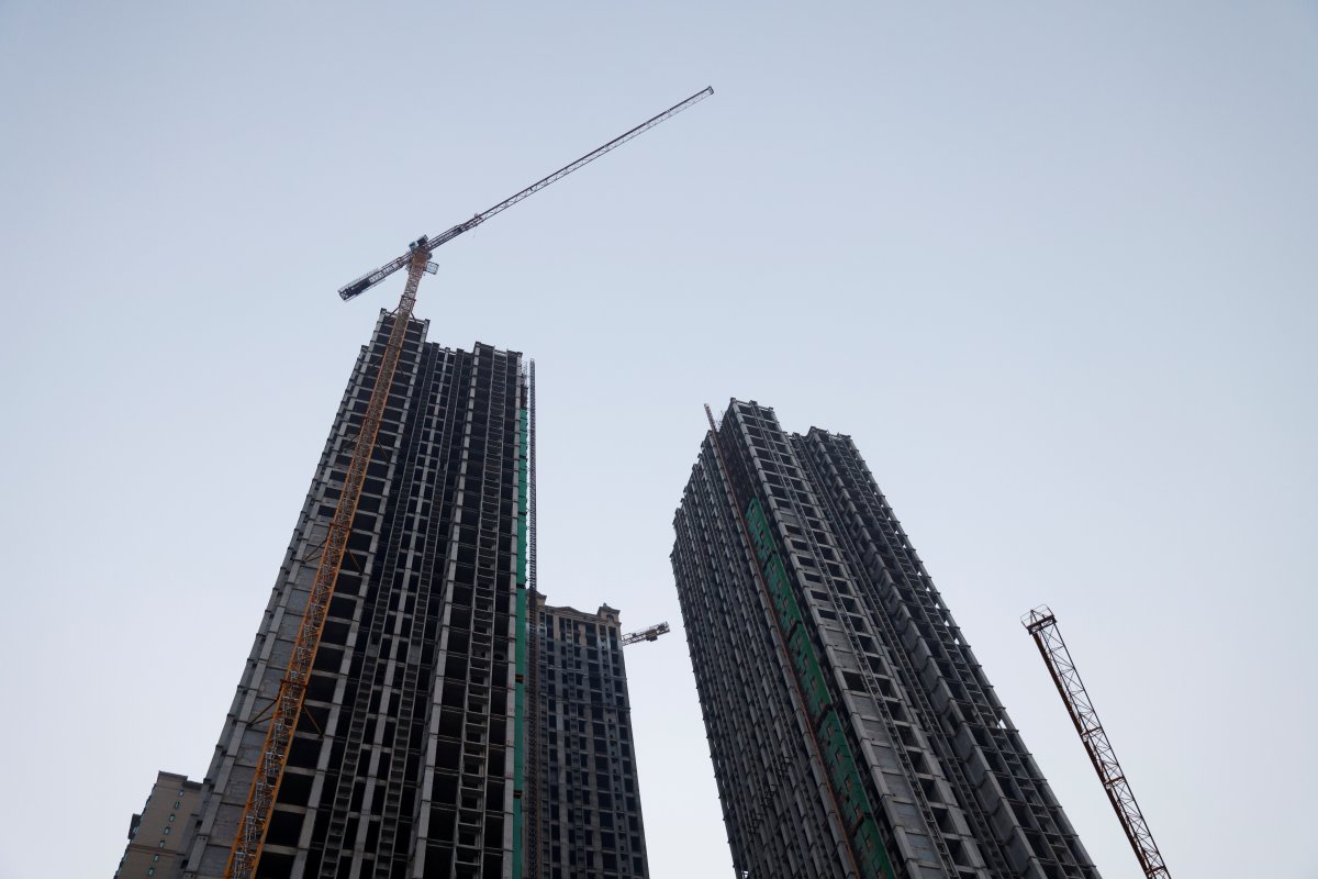 <p>La china Evergrande se dispara en bolsa en una jornada clave para su futuro</p>