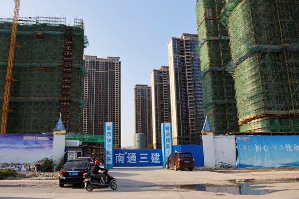 China se adelanta a los hechos: pide a los gobiernos locales prepararse para la desaparición de Evergrande y la "posible tormenta" posterior