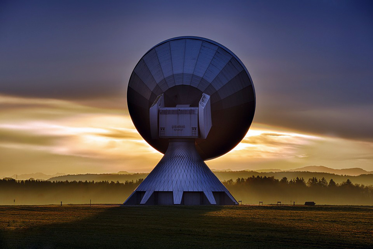 <p>Internet para Pyme y 5G: los desconocidos detalles del arribo de los satélites de Amazon a Chile</p>