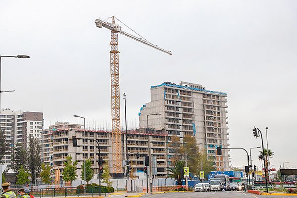 Ingreso de nuevos proyectos inmobiliarios en el país cae por debajo del promedio de 2020