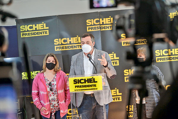 Cuarto retiro suma presión a Provoste y Sichel en medio de duda sobre si primará rechazo de senadores
