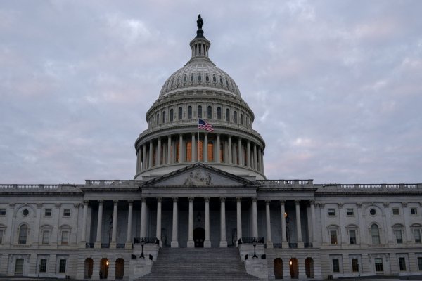 <p>Cámara Baja de EEUU aprueba suspender techo de la deuda, pero ley sería bloqueada en el Senado</p>