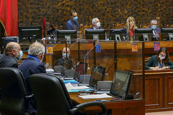 Cuarto retiro de AFP inicia hoy debate en el Senado con pronóstico incierto