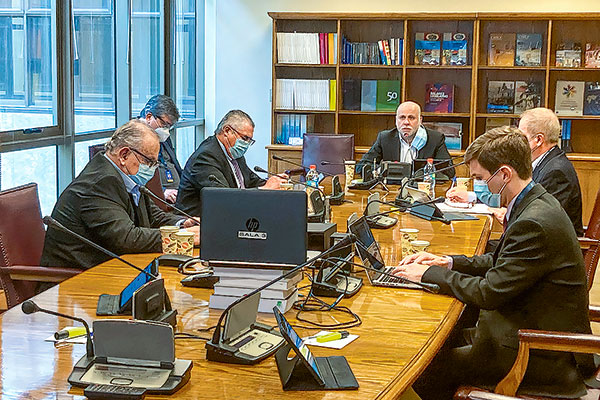 Senadores buscarán incluir al sector privado en el registro de dueños finales de empresas
