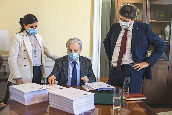 Presupuesto 2022: oposición identifica recortes en programas sociales de áreas como cultura, educación pública, seguridad ciudadana y fomento a las Pyme