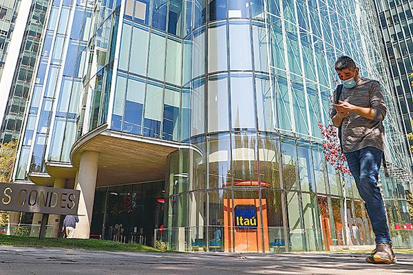Itaú Corpbanca explica a la SEC de EEUU la reorganización de CorpGroup en el marco de su proceso de aumento de capital