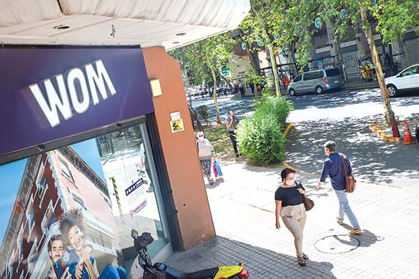 WOM se sumó a sus rivales y publicó sus decretos de concesión en el Diario Oficial
