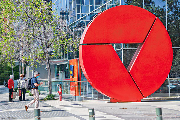 Grupo Saieh busca vender en el mercado sus derechos de suscripción de las acciones de Itaú Chile