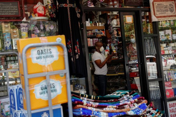 Ventas minoristas de EEUU registran sorpresivo aumento en septiembre