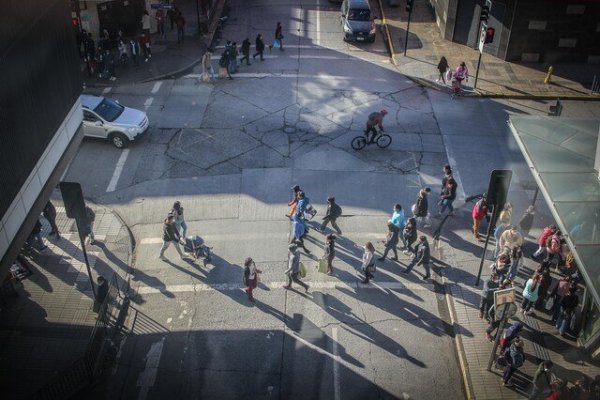 <p>Encuesta revela que el trabajo es el lugar donde las personas se sienten más maltratadas</p>