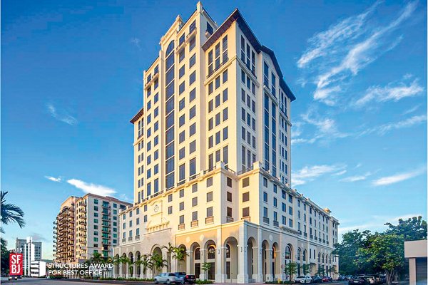 LarrainVial compra 33% de Black Salmon / TSG, firma estadounidense líder en real estate