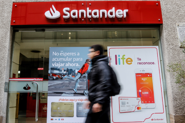 <p>Santander estrena su filial de pagos en las bolsas de Sao Paulo y Nueva York</p>