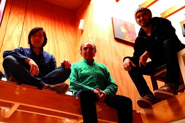 Juan Hernández, Luis López Toledo y Juan Pablo Alarcón, cofundadores de Dialog Chile.