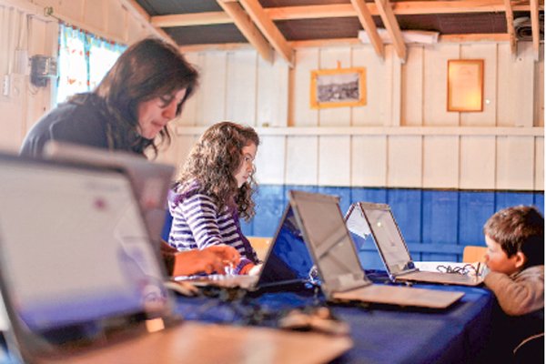 Acceso universal a internet de calidad, el eslabón clave en Chile para avanzar en el desarrollo