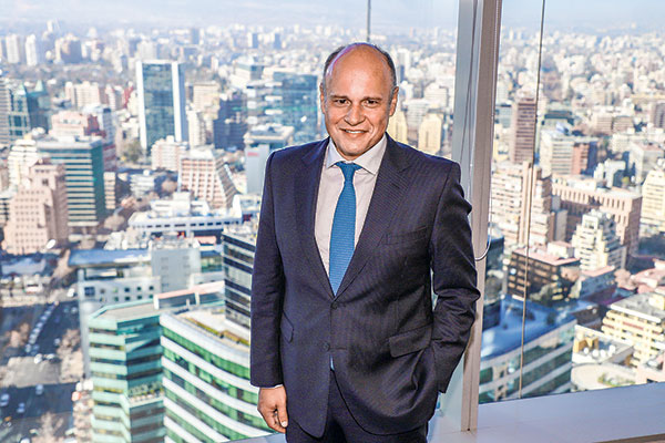 Nicolás Cox, presidente de CBRE para Chile y Argentina: “Levantar capital para proyectos inmobiliarios no está siendo muy fácil”