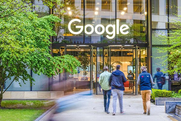 Matriz de Google se apoya en la publicidad y logra superar estimaciones en ventas