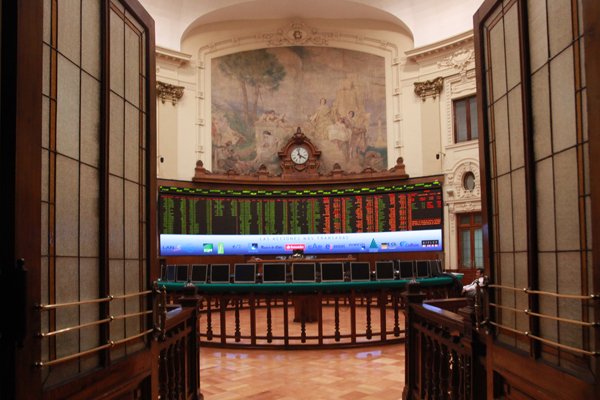Utilidades de la Bolsa cayeron 7% al tercer trimestre
