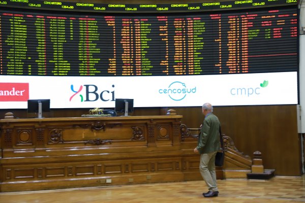 El IPSA completó su quinta alza consecutiva y Wall Street se prepara para la ola de resultados de las tecnológicas