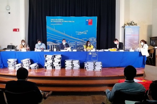 Siete empresas y consorcios disputarán la concesión de la Autopista del Sol