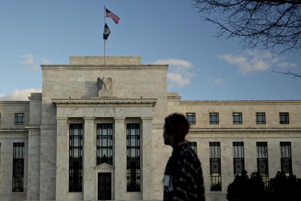 Bancos de Wall Street intensifican los preparativos para volatilidad por la retirada de estímulo de la Fed
