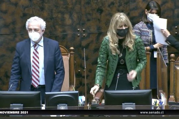 Cuarto retiro de las AFP: Senado sigue sin lograr un acuerdo para votar en Sala y la mesa propondrá que sea el martes 9 de noviembre