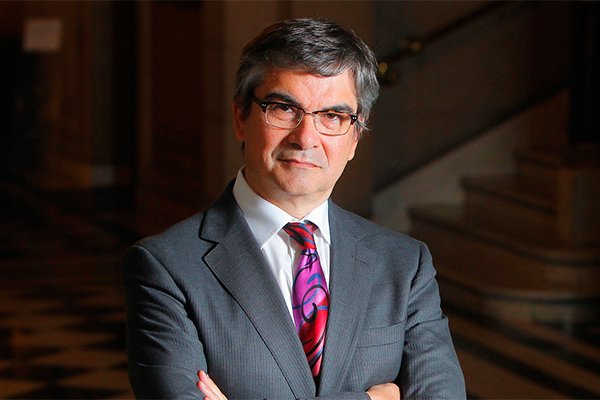 Marcel: "Magnitud de salida de capitales de Chile es similar a la crisis financiera de 2009"