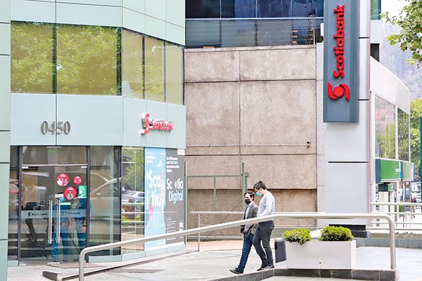 Scotiabank cerrará 22 sucursales y desvinculará a 600 trabajadores, casi un 8% de su plantilla laboral