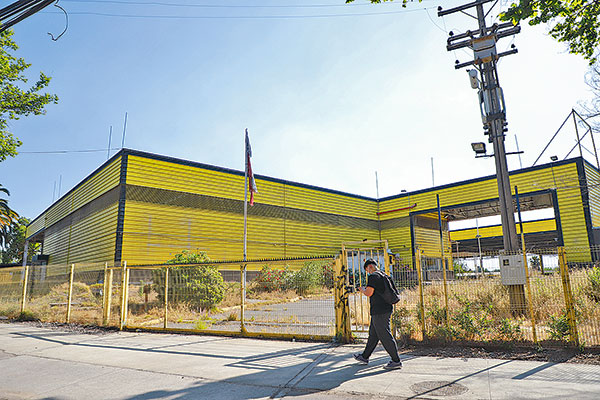 En Vicuña Mackenna 9101, donde operaba un Sodimac, la firma proyecta cuatro edificios habitacionales. Fotos: Julio Castro